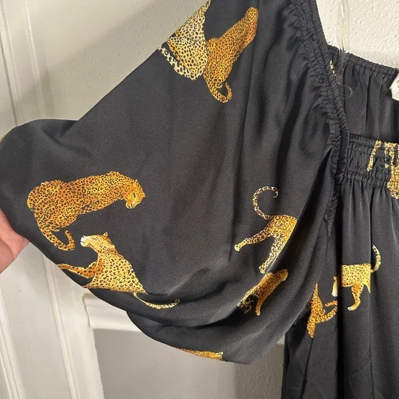 Entro Black Dress with Gold leopards - Picture 4 of 5